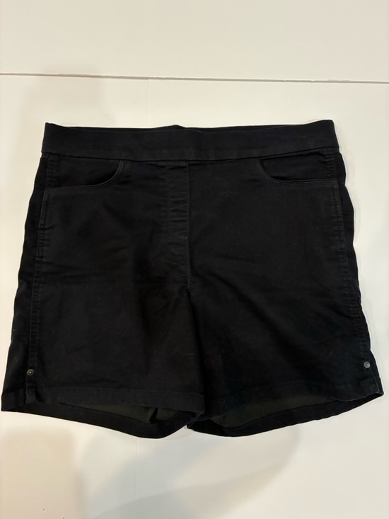 Liz Claiborne Pants - Liz Claiborne Amber Bermuda Shorts (Size 16) Like New